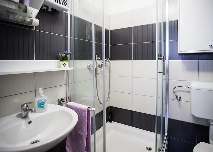 Dora Apartmán