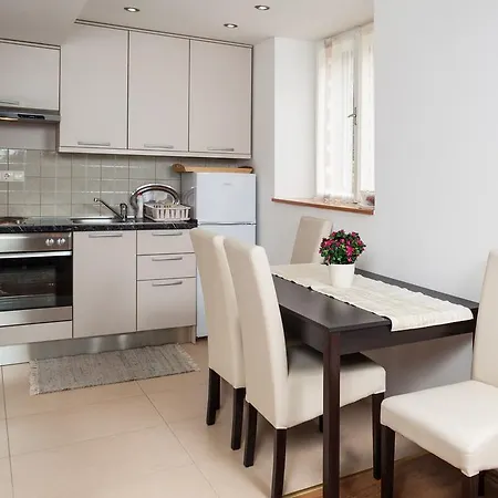 Dora Appartement